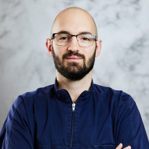 Dr. Carloni